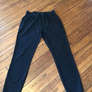 Lululemon On the Fly 7/8 pants